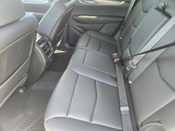 Cadillac XT5 FWD Luxury 4dr 2026