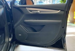 Cadillac XT5 AWD Luxury 4dr 2026