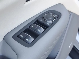 Cadillac XT5 FWD Premium Luxury 4dr 2026