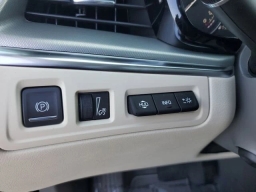 Cadillac XT5 FWD Premium Luxury 4dr 2026