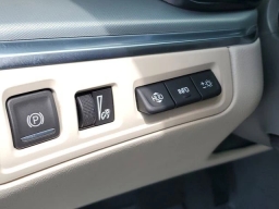 Cadillac XT5 FWD Premium Luxury 4dr 2026