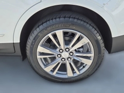 Cadillac XT5 FWD Premium Luxury 4dr 2026