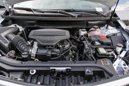 Cadillac XT5 AWD Premium Luxury 4dr 2026