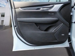 Cadillac XT5 AWD Premium Luxury 4dr 2026