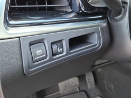 Cadillac XT6 FWD Luxury 4dr 2025