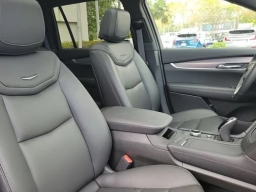 Cadillac XT6 FWD Luxury 4dr 2025