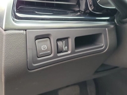 Cadillac XT6 FWD Luxury 4dr 2025