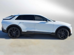 Cadillac LYRIQ Luxury 4dr 2026