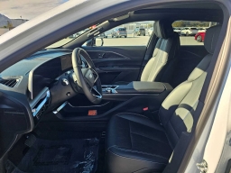 Cadillac LYRIQ Luxury 4dr 2026