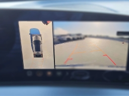 Cadillac LYRIQ Luxury 4dr 2026