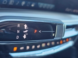 Cadillac LYRIQ Luxury 4dr 2026