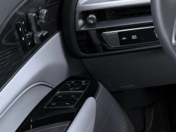 Cadillac LYRIQ Luxury 4dr 2026