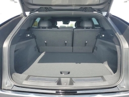 Cadillac LYRIQ Luxury 4dr 2026