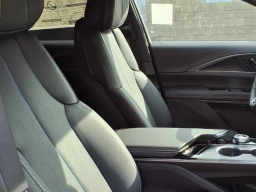 Cadillac LYRIQ Luxury 4dr 2026