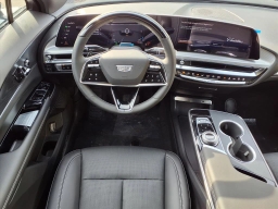 Cadillac LYRIQ Luxury 4dr 2026