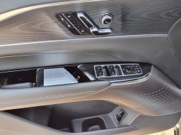 Cadillac LYRIQ Luxury 4dr 2026