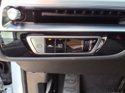 Cadillac LYRIQ Luxury 4dr 2026