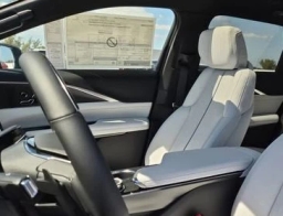 Cadillac LYRIQ Luxury 4dr 2026