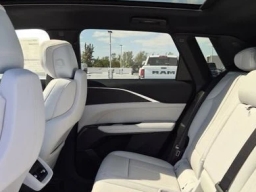 Cadillac LYRIQ Luxury 4dr 2026