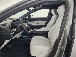 Cadillac LYRIQ Luxury 4dr 2026