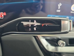 Cadillac LYRIQ Luxury 4dr 2026