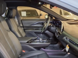 Cadillac LYRIQ Luxury 4dr 2026