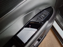 Cadillac LYRIQ Luxury 4dr 2026