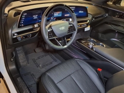 Cadillac LYRIQ Luxury 4dr 2026