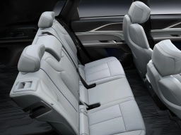 Cadillac LYRIQ Luxury 4dr 2026