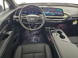 Cadillac LYRIQ Luxury 4dr 2026