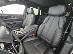 Cadillac LYRIQ Luxury 4dr 2026