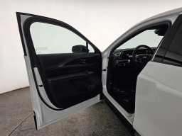 Cadillac LYRIQ Luxury 4dr 2026