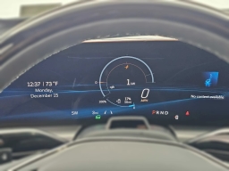 Cadillac LYRIQ Luxury 4dr 2026