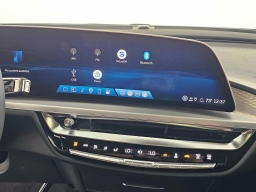 Cadillac LYRIQ Luxury 4dr 2026