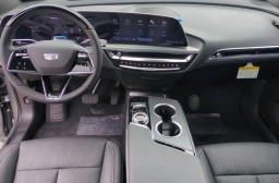 Cadillac LYRIQ Luxury 4dr 2026