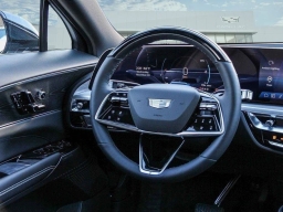 Cadillac LYRIQ Luxury 4dr 2026