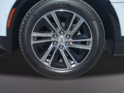 Cadillac LYRIQ Premium Luxury 4dr 2026