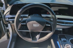 Cadillac LYRIQ Premium Luxury 4dr 2026