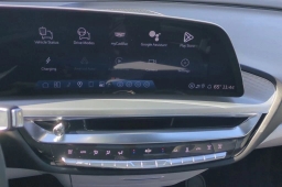 Cadillac LYRIQ Premium Luxury 4dr 2026