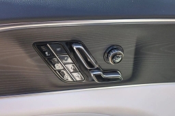 Cadillac LYRIQ Premium Luxury 4dr 2026