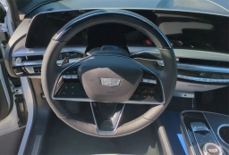 Cadillac LYRIQ Premium Luxury 4dr 2026