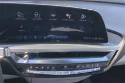 Cadillac LYRIQ Premium Luxury 4dr 2026