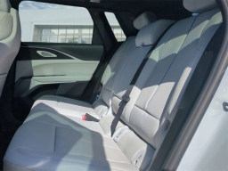 Cadillac LYRIQ Premium Luxury 4dr 2026