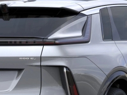 Cadillac LYRIQ Premium Luxury 4dr 2026