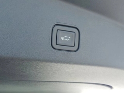 Cadillac LYRIQ Premium Luxury 4dr 2026