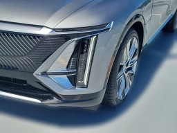 Cadillac LYRIQ Luxury 4dr 2025