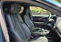 Cadillac LYRIQ Luxury 4dr 2025