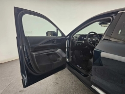 Cadillac LYRIQ Luxury 4dr 2025