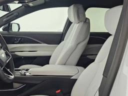 Cadillac LYRIQ Sport 4dr 2026