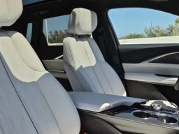 Cadillac LYRIQ Sport 4dr 2026